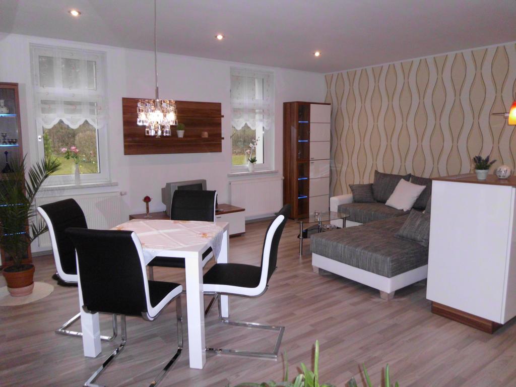 Apartment Leucht Ziegenrück Extérieur photo